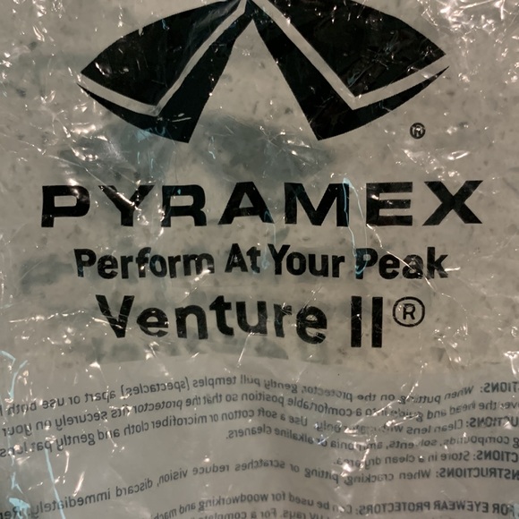Pyramex Venture ll safety glasses brand new in packaging not open, $25 - Picture 2 of 4